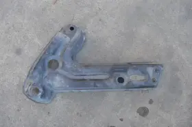 1643310940 2007 2008 2009 Mercedes Gl320 Left Front Crossmember Support Brace