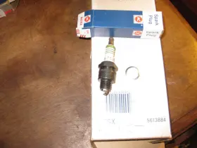 R47sx Acdelco 1976-79 Cadillac Seville Spark Plugs