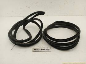 Acura 199.ac1e06 Rsx Dc5 Pair Of Front Body Side Seal Weatherstrip Fits 2002-2006 02 03 04