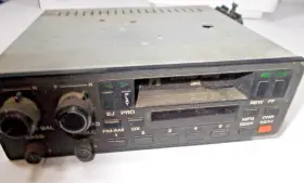 8956001283 Amc Vintage American Motors Am/fm Radio Cassette Model