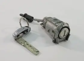 8t1837167 Audi 2010 A5 Coupe B8 8t Front Left Driver Door Handle Lock Cylinder With Key Set