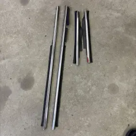 Dr-124-018 Automotive Fiat 124 Spider Window Chrome Molding Set Used Rubber Part Needs Changing Look