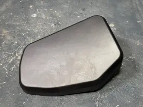 12908658374 Bavarian Motor Works Bmw 17-20 M550i 750i Engine Control Dme Module Top Cover Panel Oem