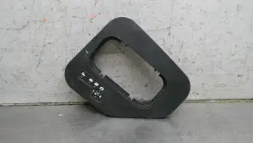299.bm1p02 Bmw 01 - 03 525i Center Console Shifter Shift Bezel Trim