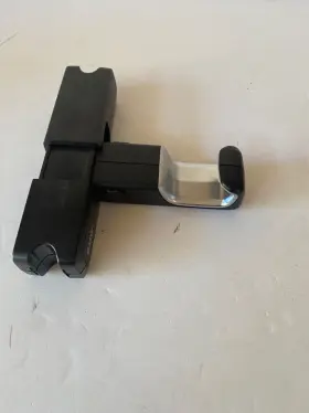51952183852 Bmw 2 Piece Travel And Comfort System Base Carrier Headrest Attachment Hook