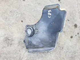 61.66-7007970 Bmw 7007970 330 2002 E46 Windshield Washer Fluid Reservoir Tank C89