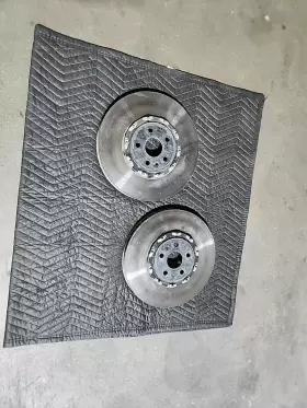 84271643 Brembo Sd3880 2018-2024 Zl1 1le Front Oem Brake Rotors Gm Part 2 Piece