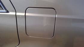 Cadillac 177.gm6v04 Deville 2004 Fuel Filler Door 264573