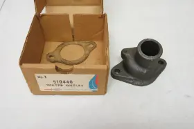 510440 Champ Vintage Water Outlet