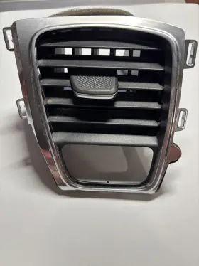 20989583 Chevrolet 2014-2019 Chevy Corvette C7 Passenger Side Right Ac Vent