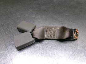 Chevrolet 212.gm1n04 04 - 05 Monte Carlo Left Driver Rear/center Rear Seat Belt Buckle