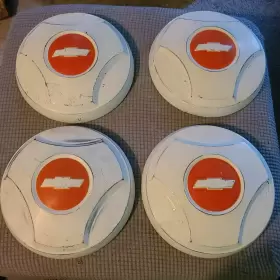 Chevrolet 427 454 409 1964 1965 1966 Pick Up Truck Poverty Dog Dish Hubcaps 10.5 Inch Nub Style