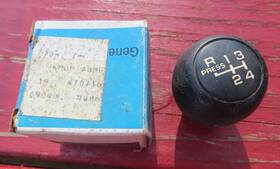 Chevrolet 470716 Chevette Oem Gm 4-speed Shift Knob Part# In Box