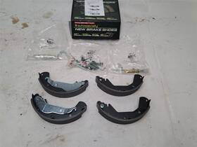 Chevrolet 542.gm1h15 Powerstop B1011l Brake Shoes Set 2-wheel Rear For Sonic 2015