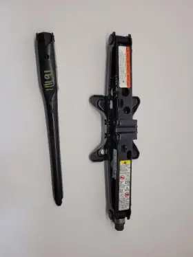 564.gm1l15 Chevrolet 2012-2015 Captiva Jack W Wrench
