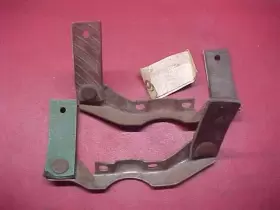 9783634 Chevrolet Buick Olds Pontiac 3.704 Nos Gm 64-72 Dual Exhaust Muffler Hangers Chevelle Ss 300 El Camino 442 Gs Gto
