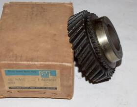 Chevrolet Oldsmobile Pontiac Buick 1358576 Nos 1961-64 Chevy Olds 4spd Trans 3rd Gear Corvette 442