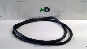 84222076 Chevrolet Traverse 2018-2023 Front Right Side Body Weatherstrip Seal