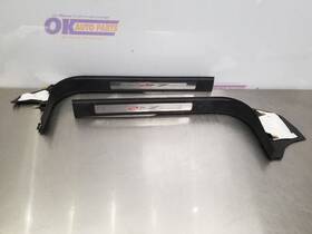 Chevrolet Truck 299.gm8g19 19 Chevy Colorado Zr2 Scuff Plate Set Interior Black