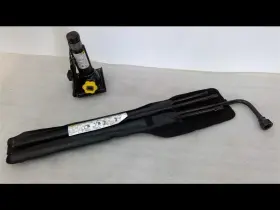 564.gm8m05 Chevrolet Truck Jack And Tools Factory Kit Fits Silverado 1500 01 02 03 04 05 06 07 Gmc Sierra