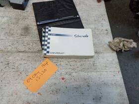 Chevrolet Truck 694.gm8n04 Silvrdo25 2004 Owners Manual 649350