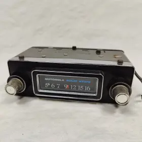 3501622 Chrysler Minty Vintage 1970s Solid State Motorola Tm316m Am Car Radio