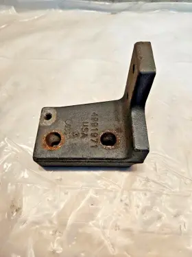 4991971 Cummins 2014 Isb Qsb 6.7l Diesel Engine Air Compressor Bracket Oem