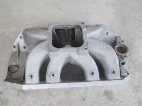 43125000 Dart Big Chief Tall Deck 10.2 Inch Single 4500 Carb Manifold