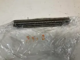 299.ch2s12 Dodge 11 12 13 14 15 Challenger Coupe Head Stud Bolt Bolts Set Of 8 N