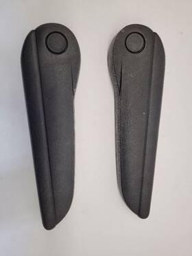 Dodge Truck 299.ch8412 2012 12 Caravan Right Rh 2nd Row Seat Armrests X2