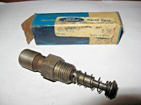 Fomoco 8n-638 Ford 8n 9n 2n Tractor Hydraulic Relief Valve Nos