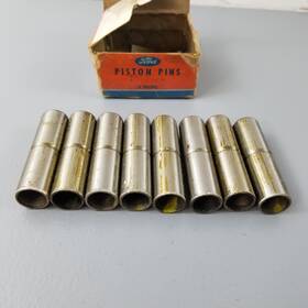 Ford 18-6135-b 8 New 1932-36 Car And Truck Cyl. Piston Pins Standard Fomoco
