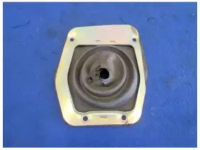 299.fd1g03 Ford 1999-2004 Mustang Gt Cover Transmission Manual Panel Rubber Tear 2556