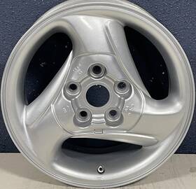 Ford 560-03734 Probe 95-97 Wheel Rim 15x6 3 Spoke Silver Right Side 3734