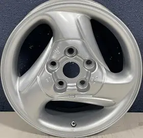 560-03734 Ford Probe 95-97 Wheel Rim 15x6 3 Spoke Silver Right Side 3734