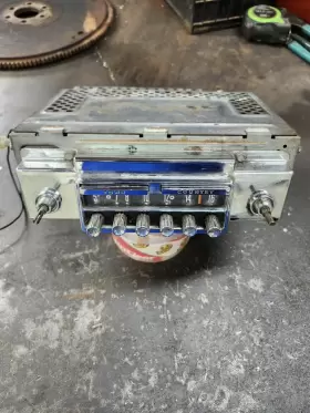 79ms Ford 1957 Thunderbird Factory Radio Motorola Town And Country