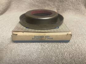 Ford B4t4676a Nos B4t-4674-a Rear Axle Grease Retainer