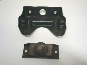 B6c-6028-a Ford Thunderbird 1955 1956 1957 Front Engine Support Brkt With Rubber Mount