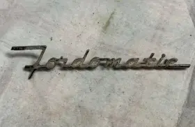 Bf-7042528-az8 Ford Car Trunk 1953-1955 Or Pickup Truck Hood 1953-1956 Fordomatic Emblem 1954