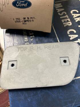 Ford C8uz-13a493-b 1969 Nos Econoline E100/300 Marker Lamp Pad R.h. Or L.h. Rear