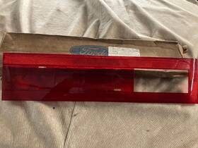 Ford D5az-13a568-b 1975-1978 Ltd Nos New Reflector