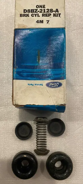 D8bz-2128-a Ford New Old Stock - Oem Brake Cylinder Repair Kit Part No