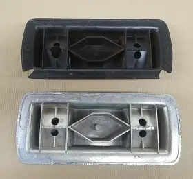 Doab-6231604-aw Ford 2 1970 1971 Torino Cyclone Chrome And Blackshort Rear Arm Rest Bezels