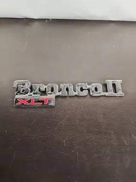 E47b-16b114-da Ford Fender Emblem 1980s/1990s Bronco Ii Xlt 4x4 Badge