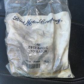 Ford E9tz-5493-c Brand New Insulator