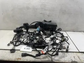 Eg1t-14n139 Ford 2019 Taurus Sel 3.5l Engine Bay Fuse Box With Wire Harness Oem