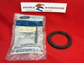 F81z-7052-ea Ford F81z-7052-eb Nos Oem Oil Seal