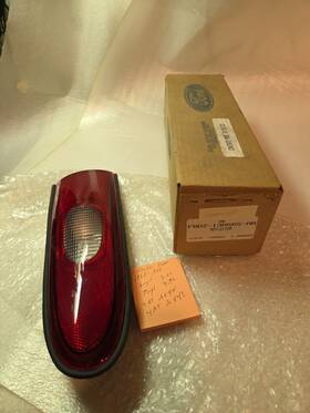 Ford F8dz-13aa565-ab New Oem F8dz-13a565-ab Reflector 1998-1999 Mercury Sable Left Hand