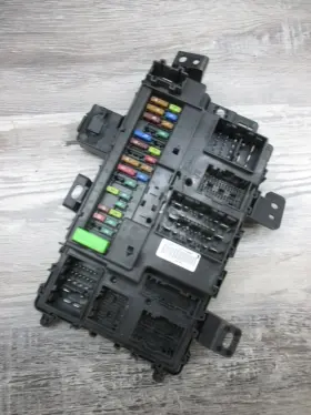 Kk3t-15604-fah Ford 2020-2023 Transit Bcm Body Control Module Fuse Box Oem Nk4t-15604