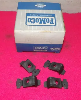 Ba-7024146-a Ford - Mercury 1964 1965 1966 Mustang Fastback Coupe Convertible Shelby Nos Door Arm Rest Clips